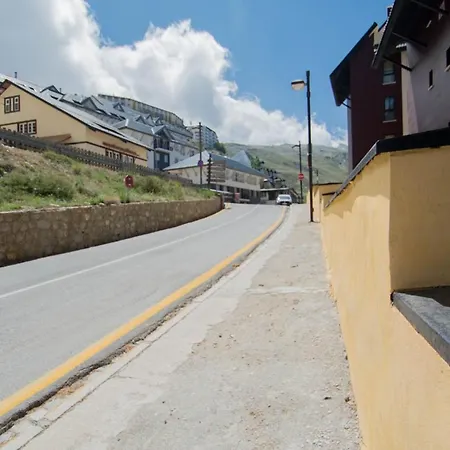 Sierra Nevada, Proximo A Pistas Y Plaza Central, Vistas Increibles Sierra Nevada