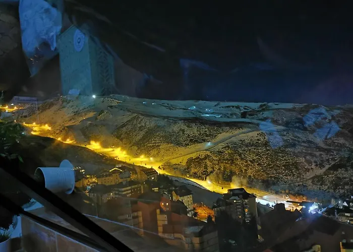 Sierra Nevada, Proximo A Pistas Y Plaza Central, Vistas Increibles *