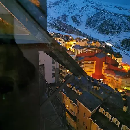 Sierra Nevada, Proximo A Pistas Y Plaza Central, Vistas Increibles Sierra Nevada