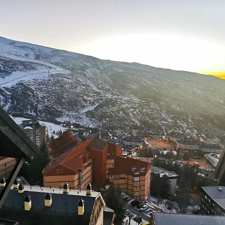 Sierra Nevada, Proximo A Pistas Y Plaza Central, Vistas Increibles アパート シエラネバダ