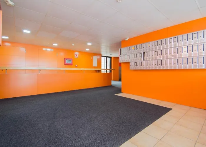 Sierra Nevada, Proximo A Pistas Y Plaza Central, Vistas Increibles 塞拉内华达